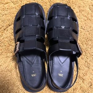 Zara women’s flat fisherman sandals